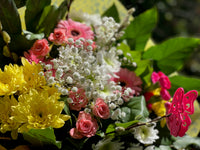 Bouquet shown £25